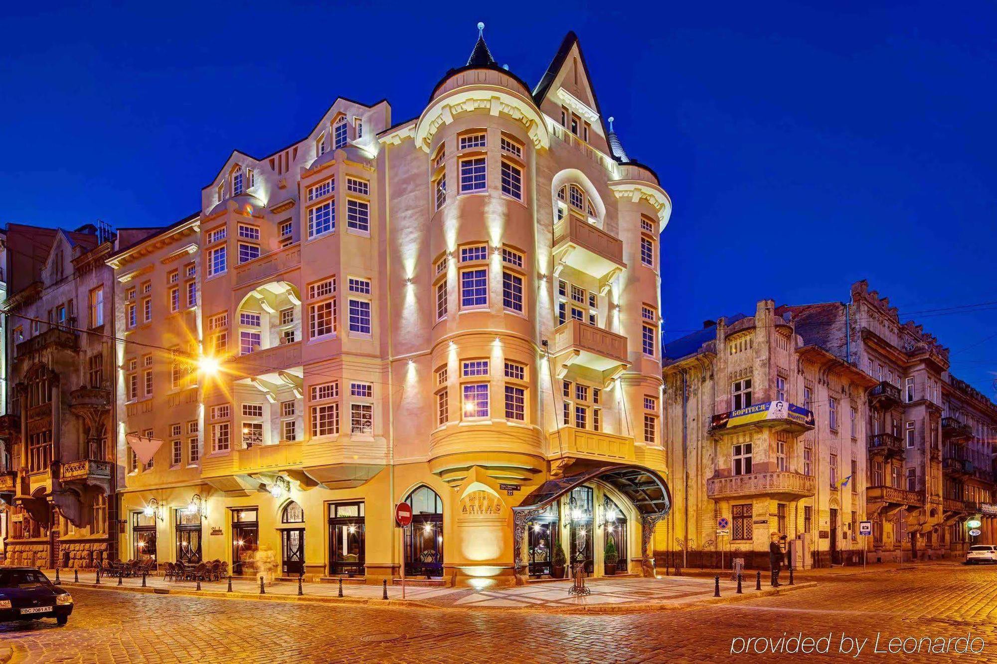 Hotel Atlas Deluxe Lviv Exterior photo